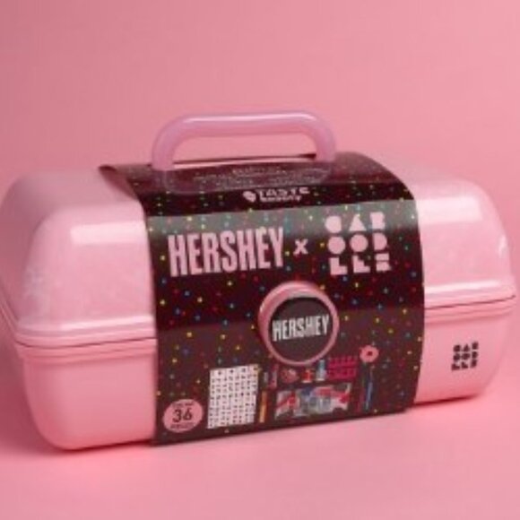 Caboodles Women's "On-The-Go Girl," Pink Hershey with Cosmetics - Picture 1 of 6